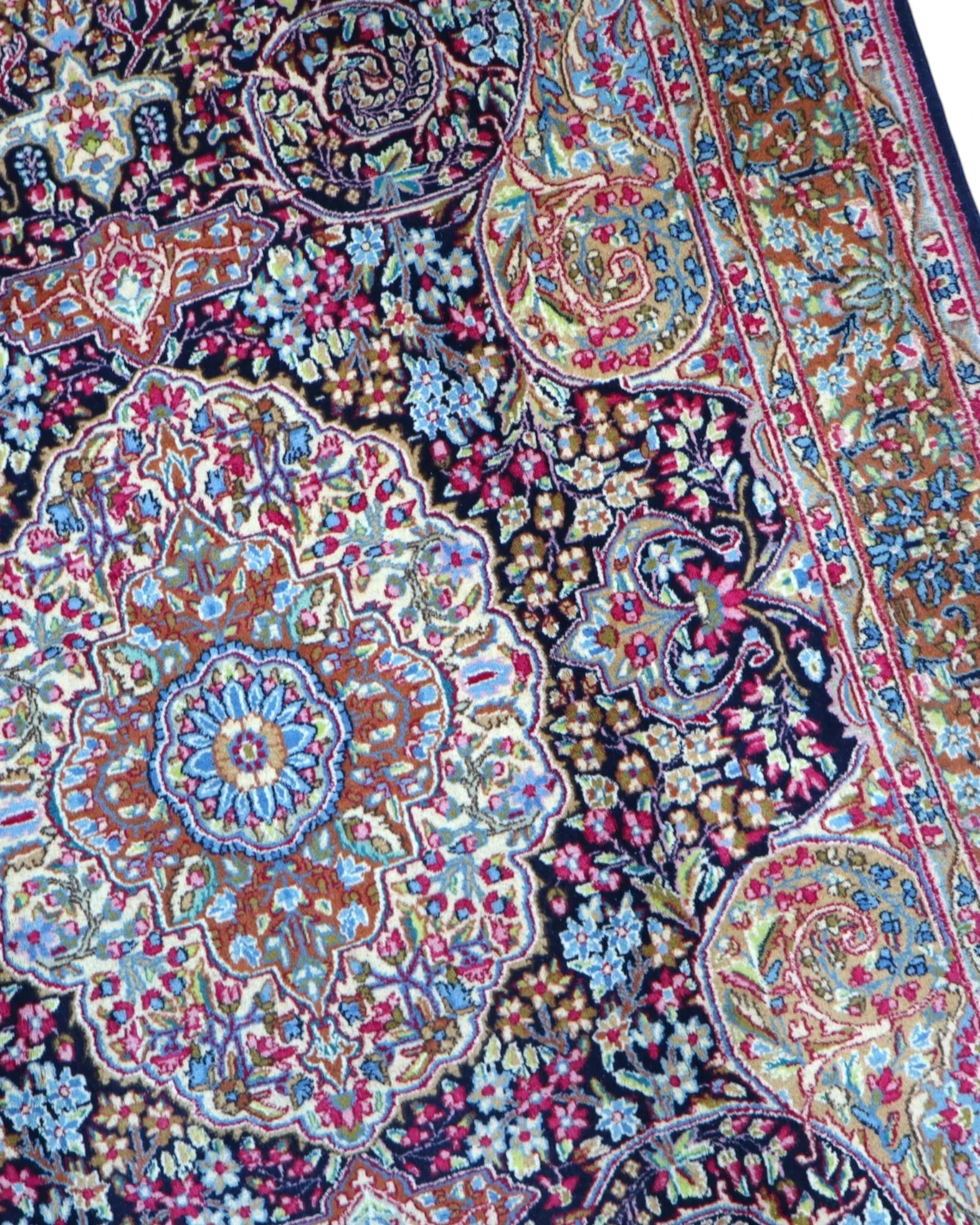 Kerman Perserteppich aus Iran, 244 × 158 cm