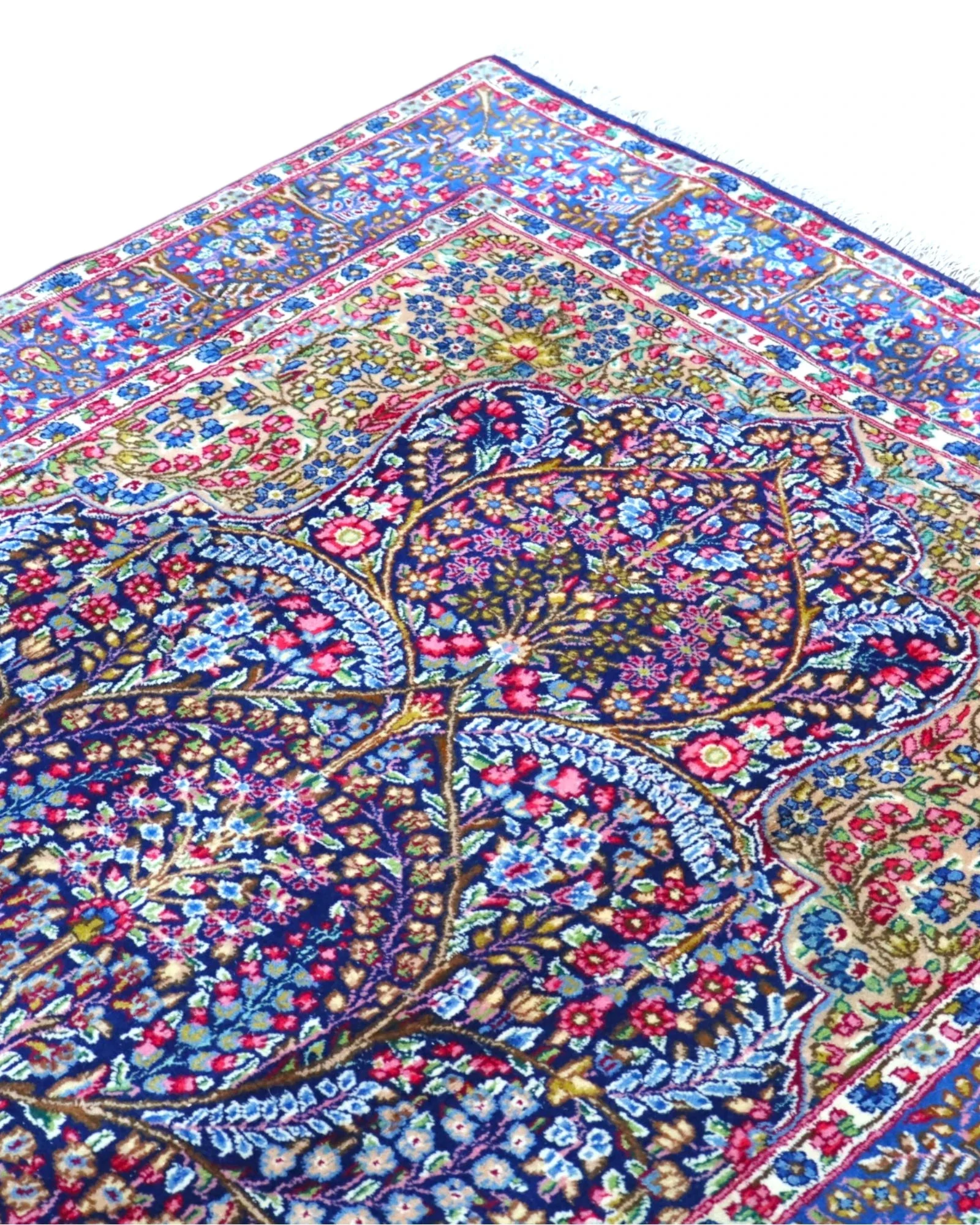 Kerman Perserteppich 247 × 153 cm aus Wolle, handgeknüpft
