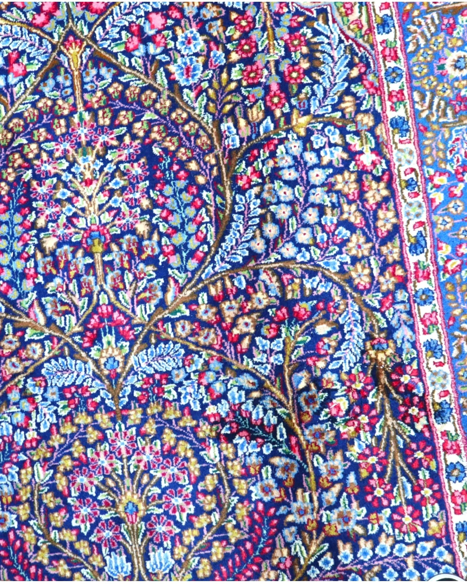 Kerman Perserteppich 247 × 153 cm aus Wolle, handgeknüpft