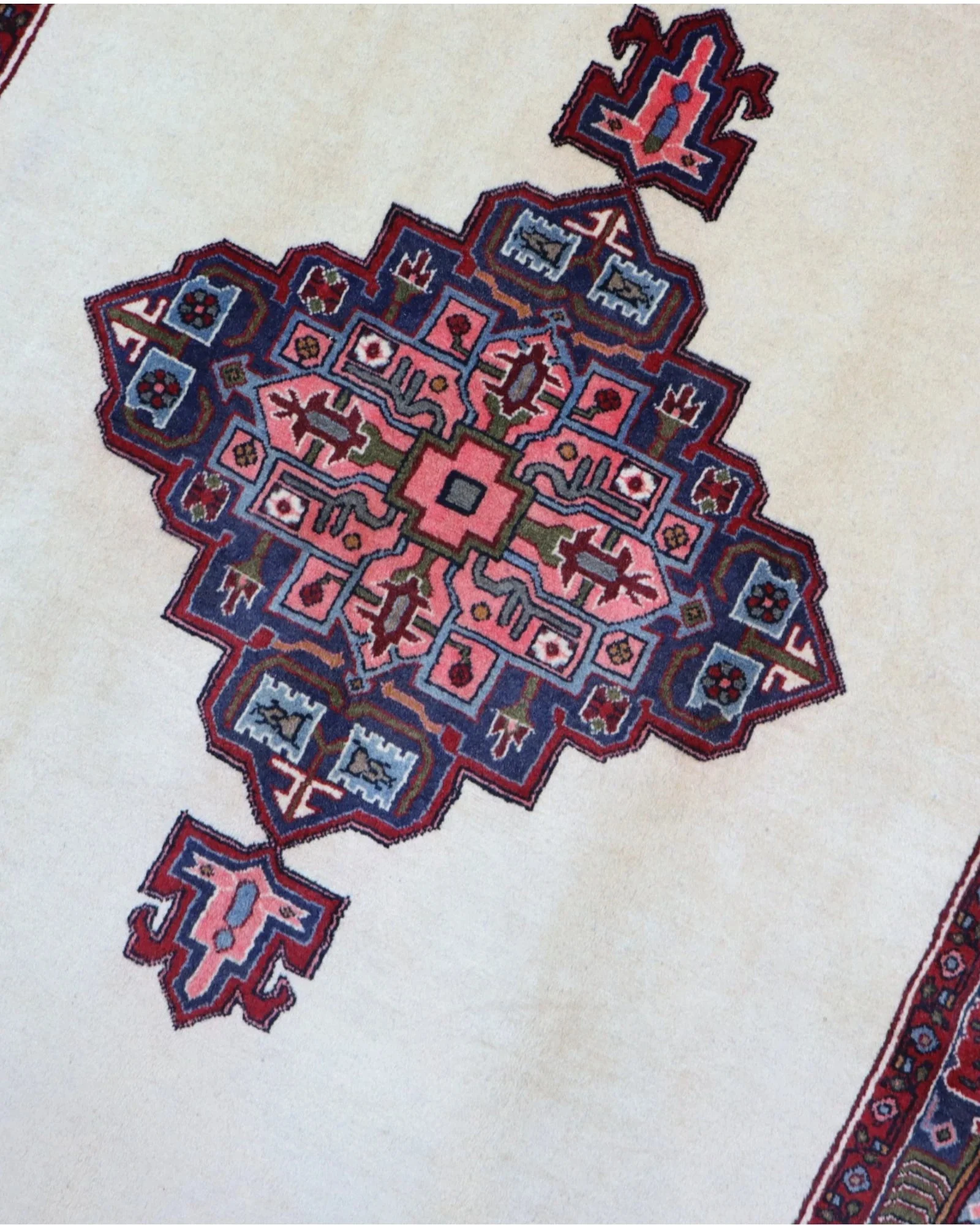 Handgeknüpfter Afshar Perserteppich 230 × 155 cm