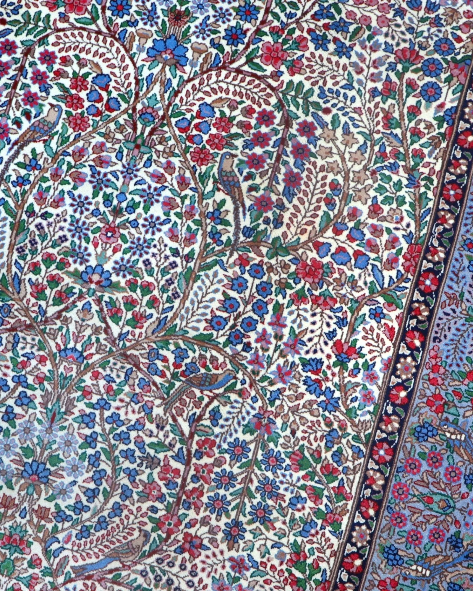 Kerman Perserteppich 243 × 156 cm aus Wolle, handgeknüpft