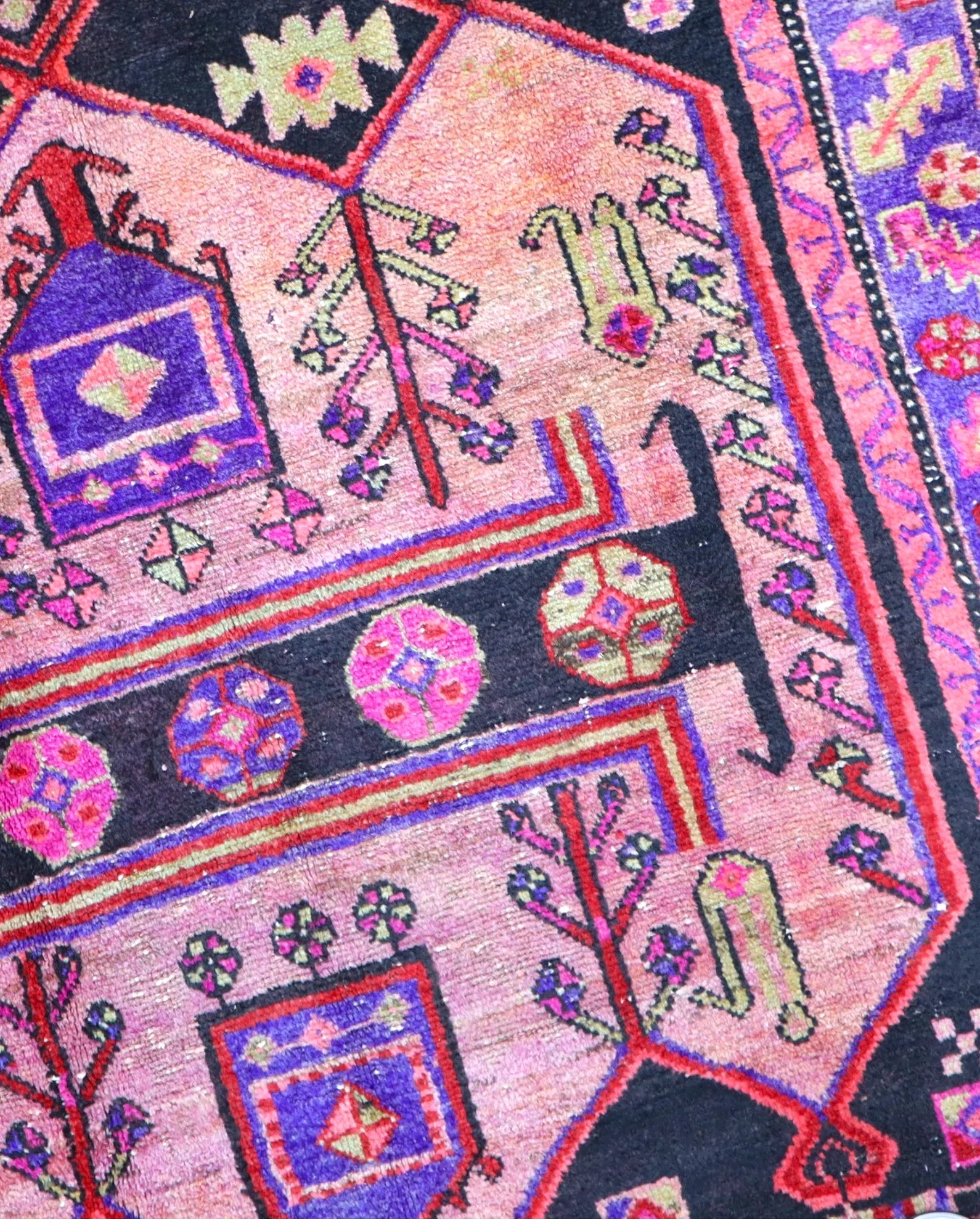 Handgeknüpfter Hamadan Perserteppich 236 × 145 cm