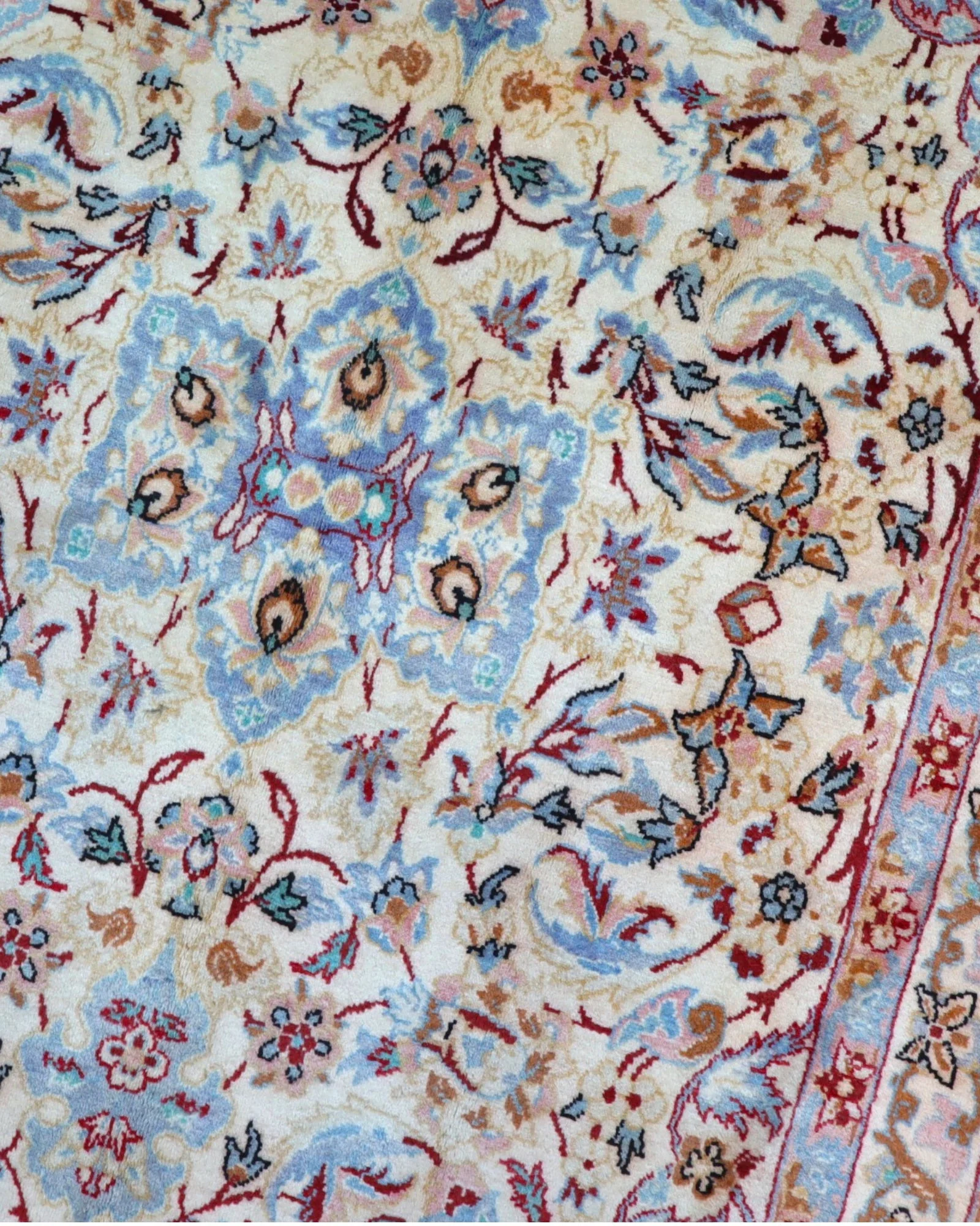 perserteppich-isfahan-230-x-141-cm-schurwolle-seide-handgeknupft-18 Handgeknüpfter Isfahan Perserteppich, 230 × 141 cm, Wolle & Seide