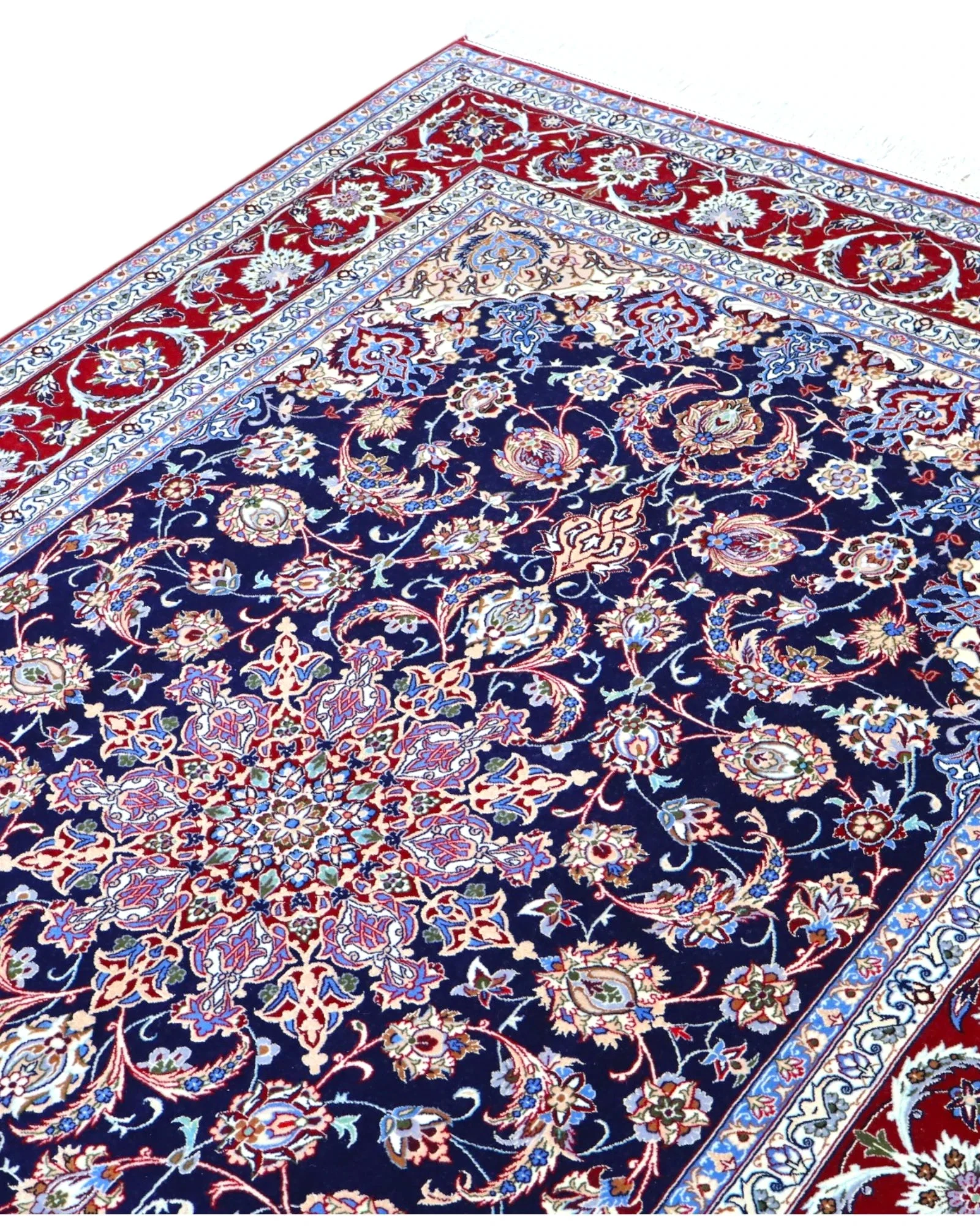 Handgeknüpfter Isfahan Perserteppich 230 × 158 cm