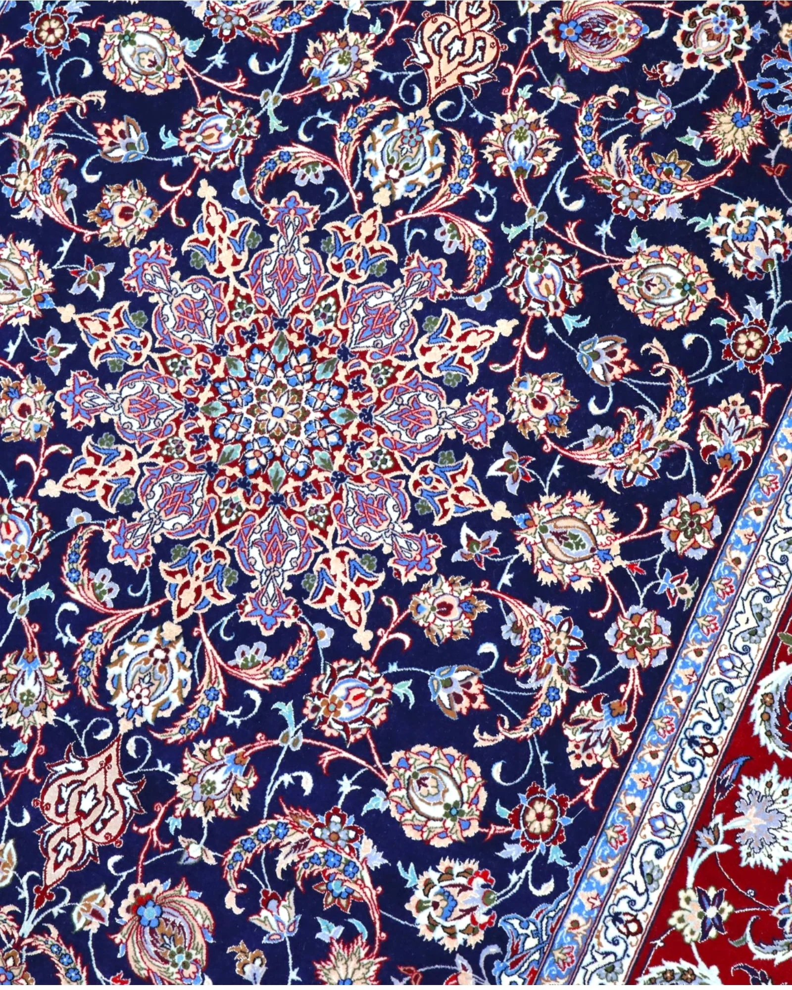 Handgeknüpfter Isfahan Perserteppich 230 × 158 cm