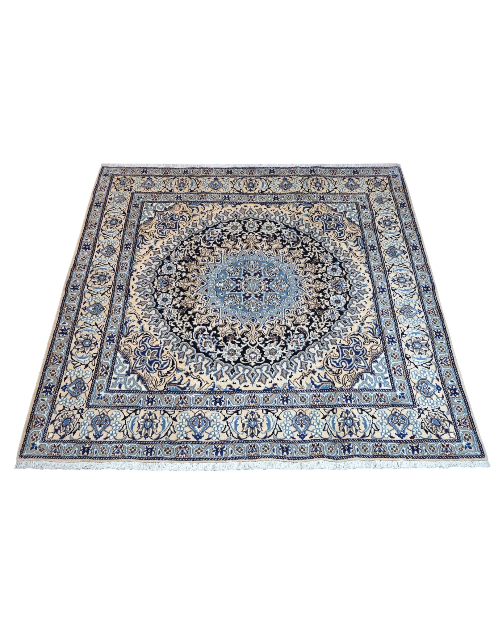Nain Perserteppich aus Iran, 202 × 194 cm