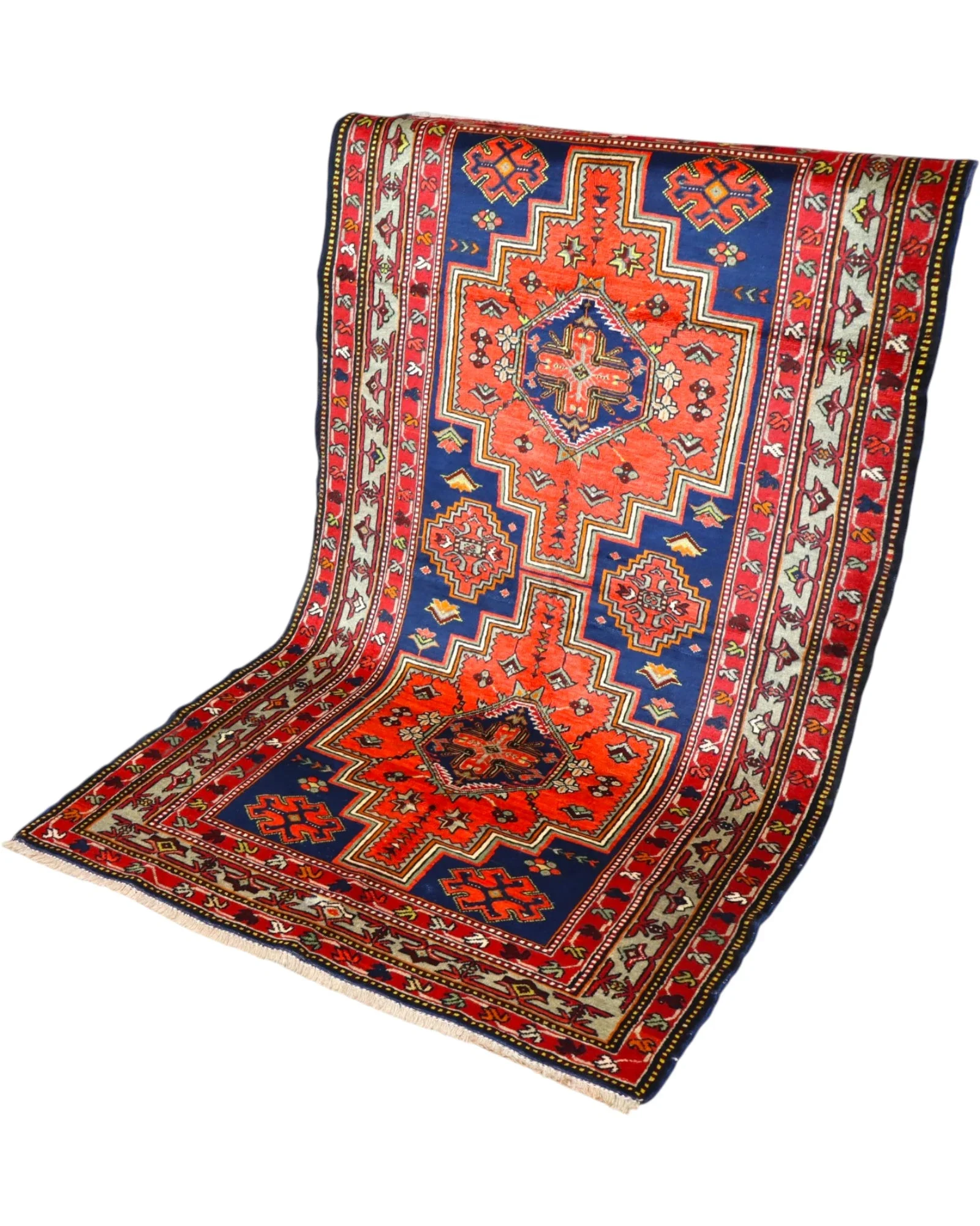 Handgeknüpfter Orientteppich 197 × 122 cm