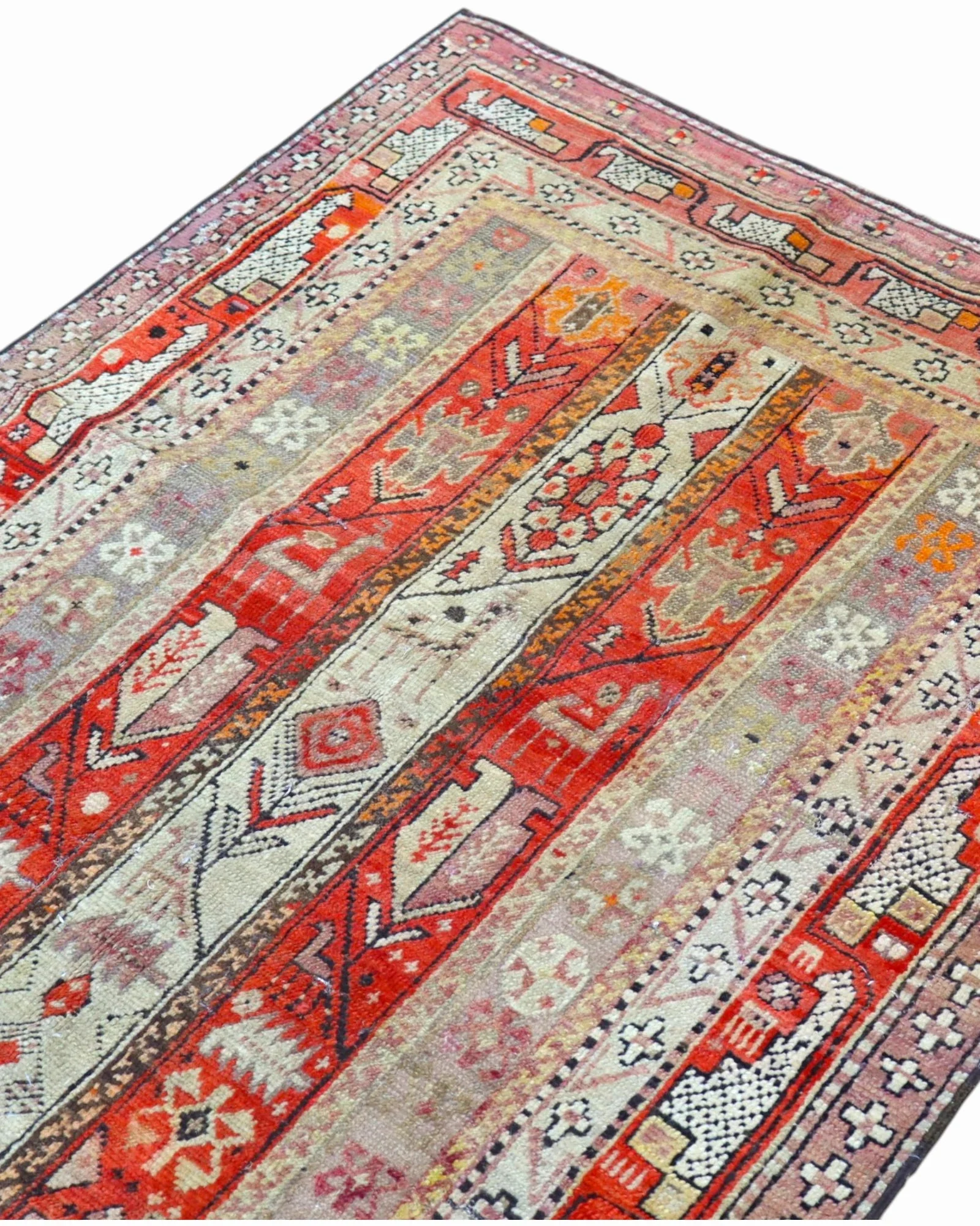 Orientteppich aus Türkei, 183 × 112 cm