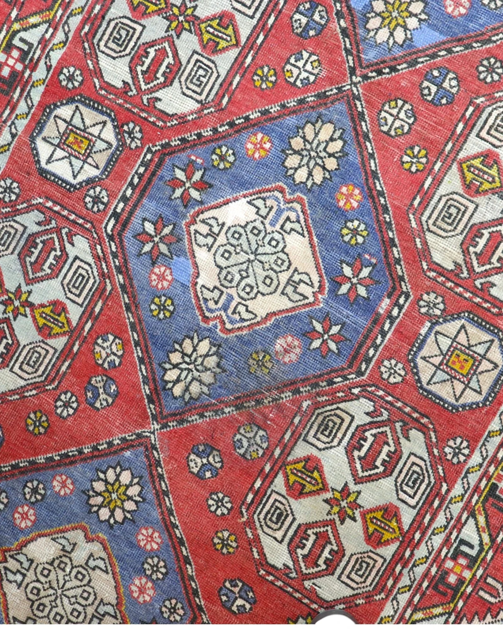 Orientteppich 222 × 125 cm aus Wolle, handgeknüpft