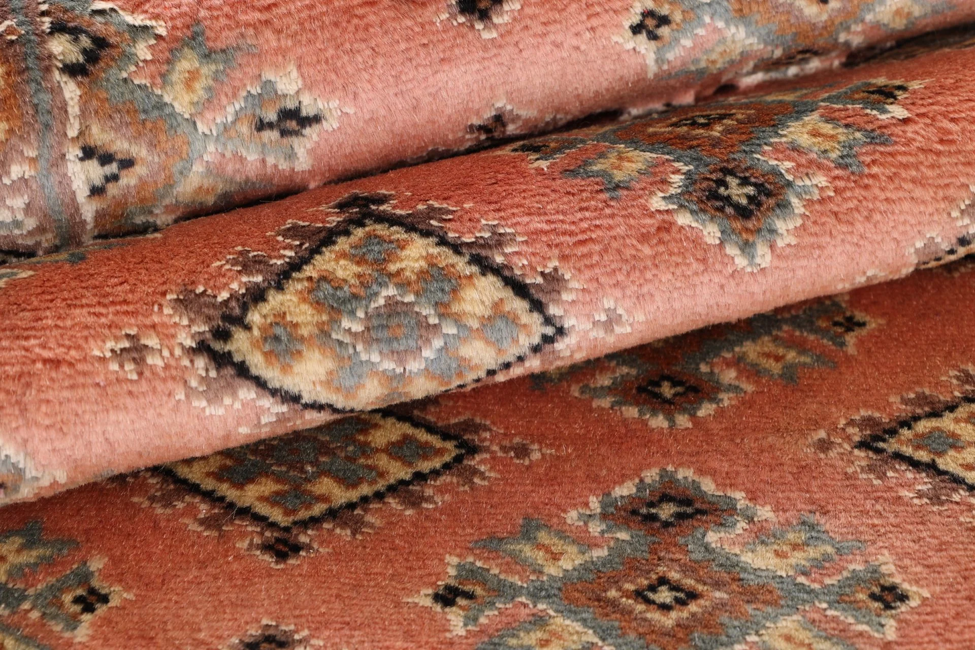 Orientteppich aus Pakistan, 77 × 366 cm