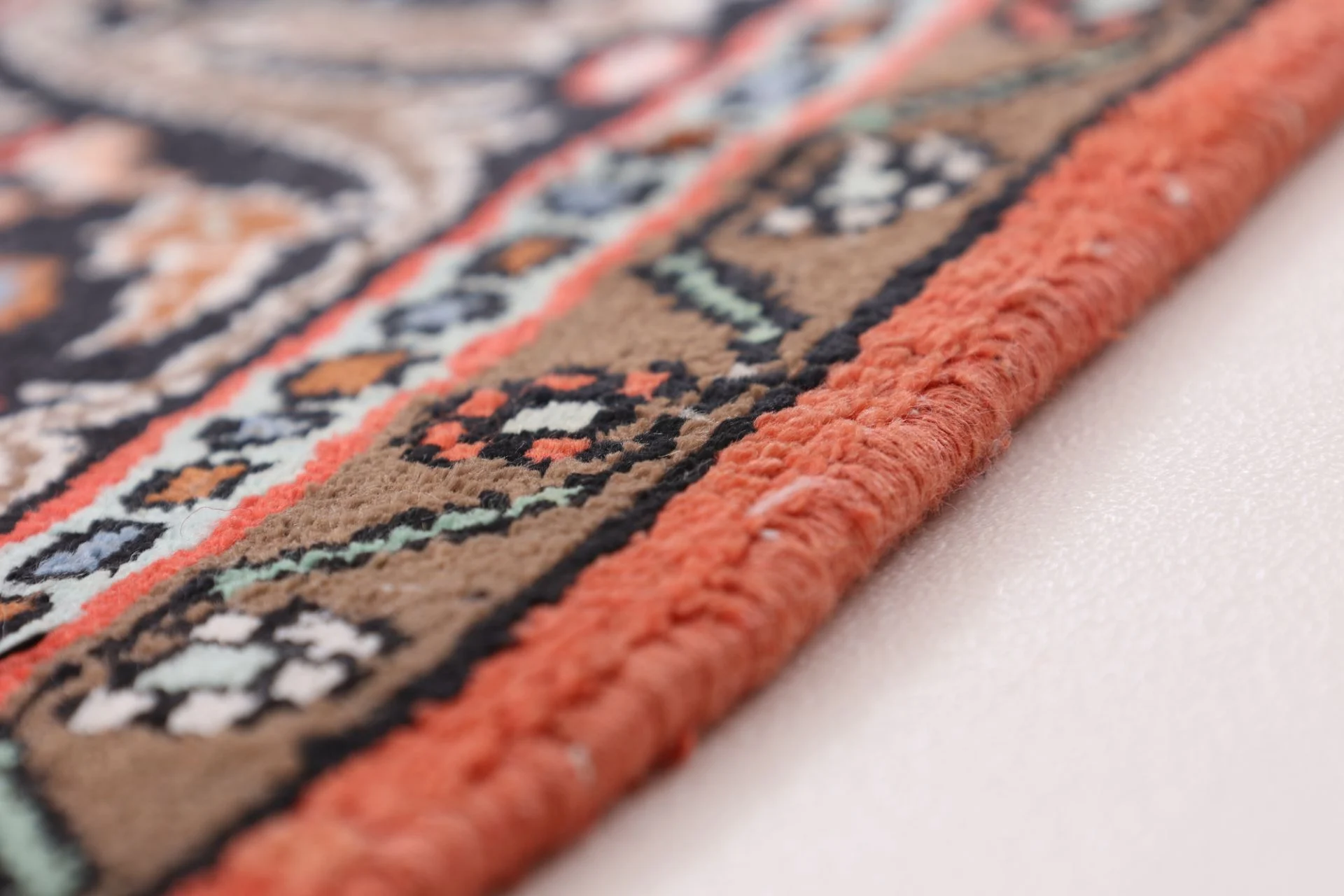 orientteppich-indien-184-x-124-cm-schurwolle-handgeknupft-5 Handgeknüpfter Orientteppich 184 × 124 cm