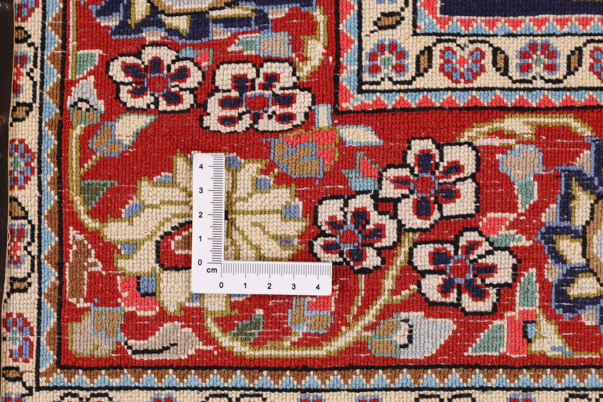 Ghom Perserteppich aus Iran, 137 × 199 cm